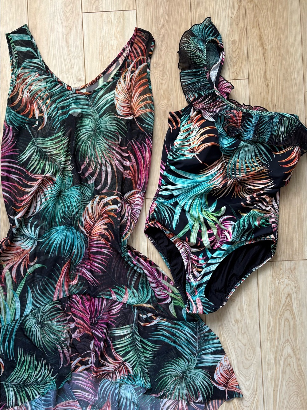 Profile By Gottex Tropical Print One-Piece Swimsuit Plus Matching Coverup 14